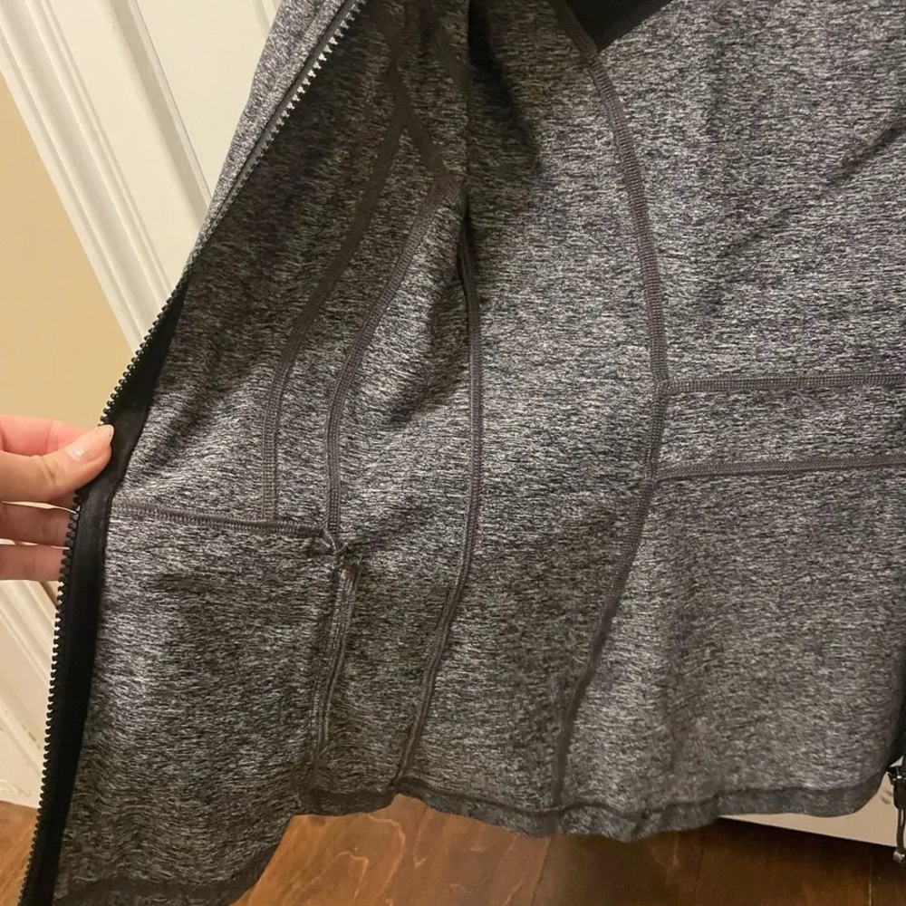 Lululemon Define Jacket - Picture 3 of 4